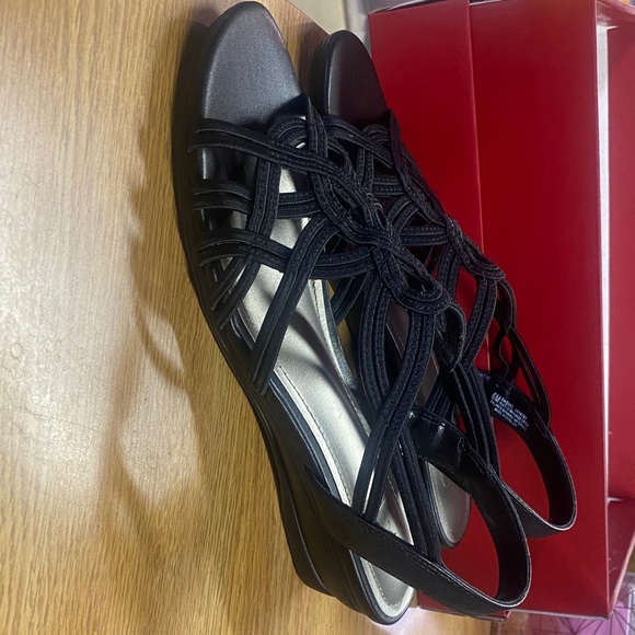 Impo Black Raquel Strappy Wedge Sandals - Picture 2 of 2